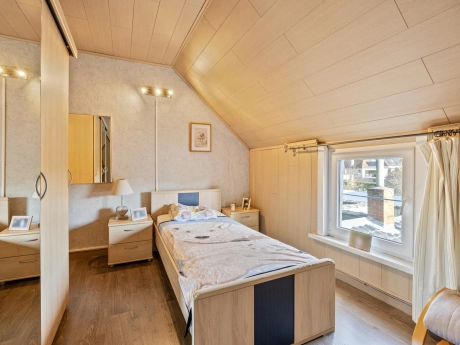 f0430838bede4955b35a998241b95686 thumbnail