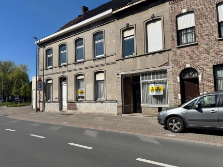 99e8900f4fe641b68d5478d56a42f010 thumbnail