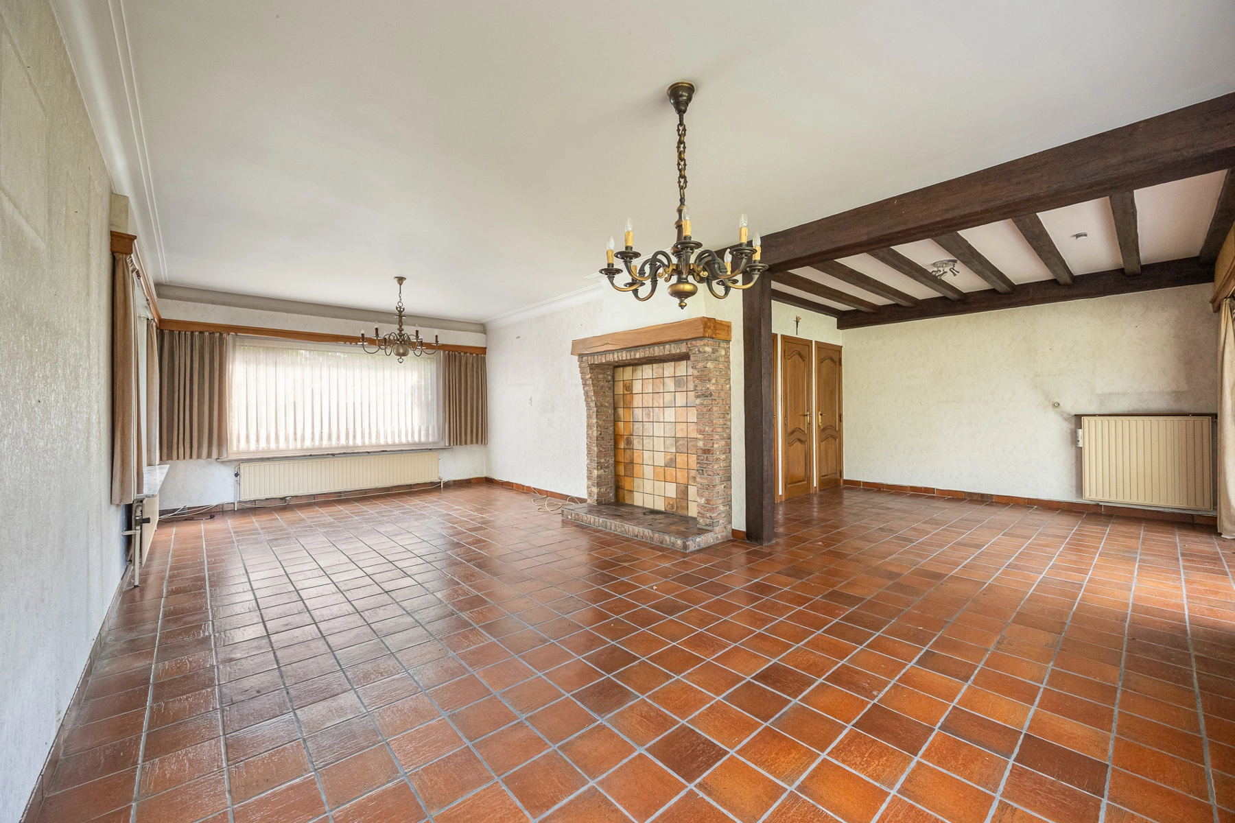 1f011d9a8f124caaa7d055bba54d295c photo