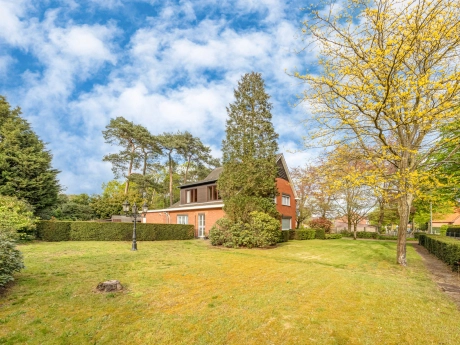 766d56cd27e5489e873339a97d647733 thumbnail