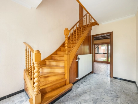 8851b9eb78e64d8ba9e3d3bae44655ae thumbnail