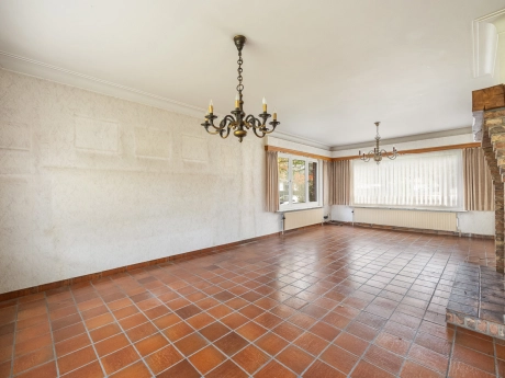 9892ae1f1a994b66afff35e3ce1b918f thumbnail