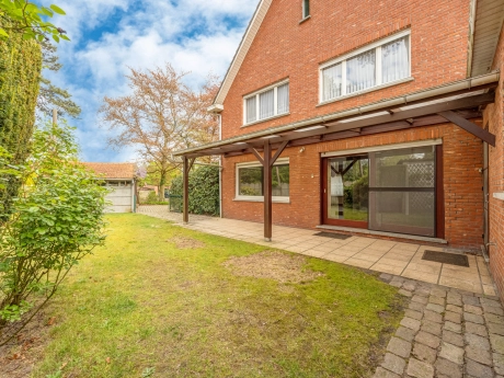 9d5796554f7d49888cd63700e0d20bf6 thumbnail