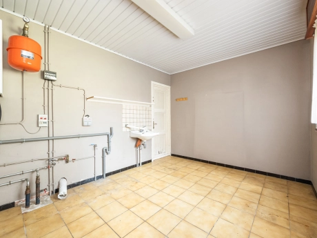 c9c9a96308fe4804bedfc1c93d697466 thumbnail