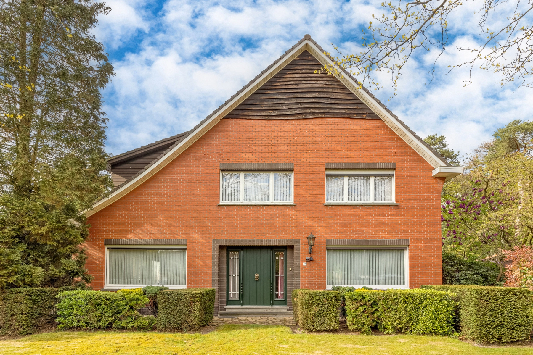 d942d4e598404310beb062f885fb5bf2 photo