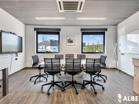 8f70782d16bc41e0a04c31512dfd55ea thumbnail