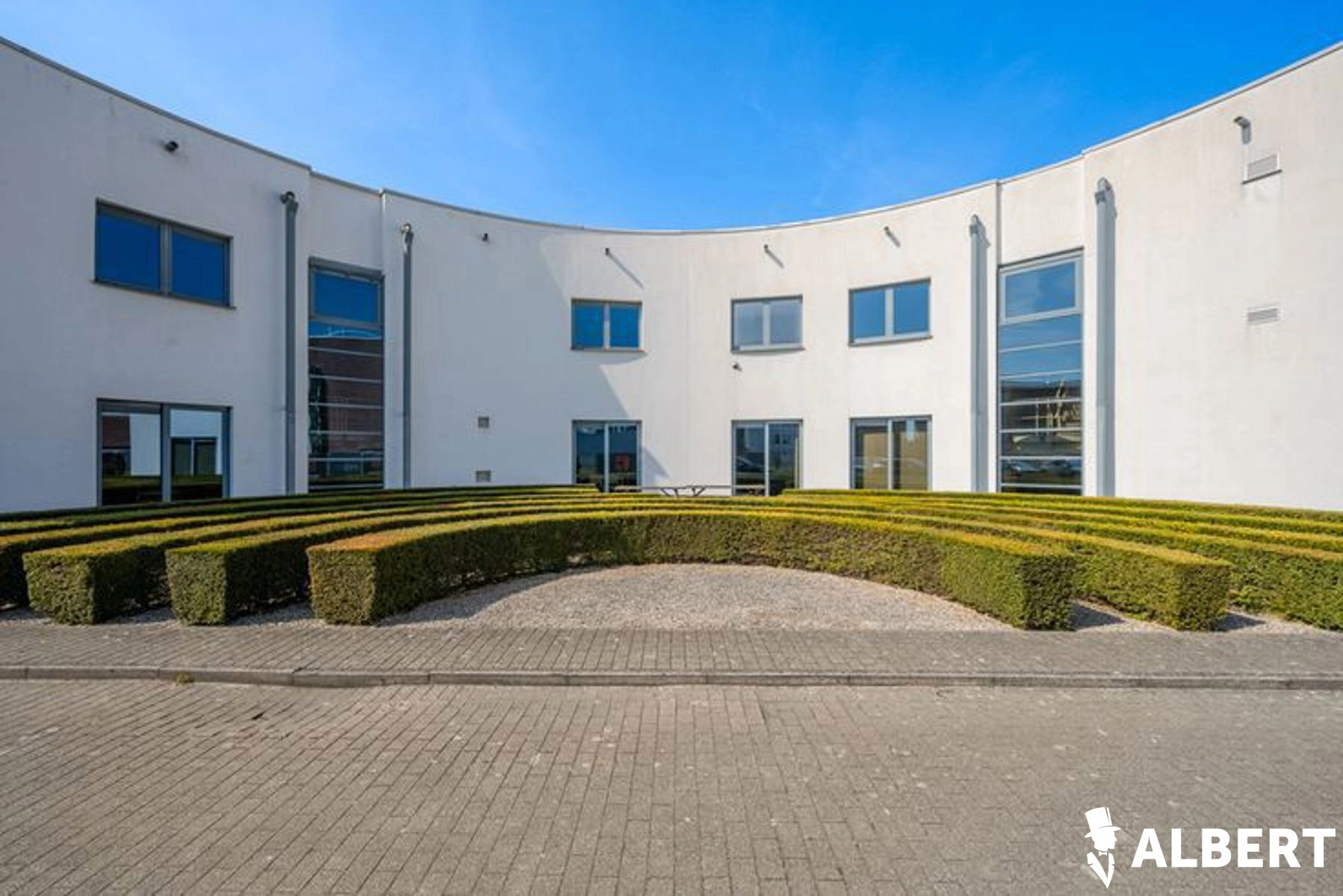 f97cd87e96e24b3495a585128a9428c4 photo