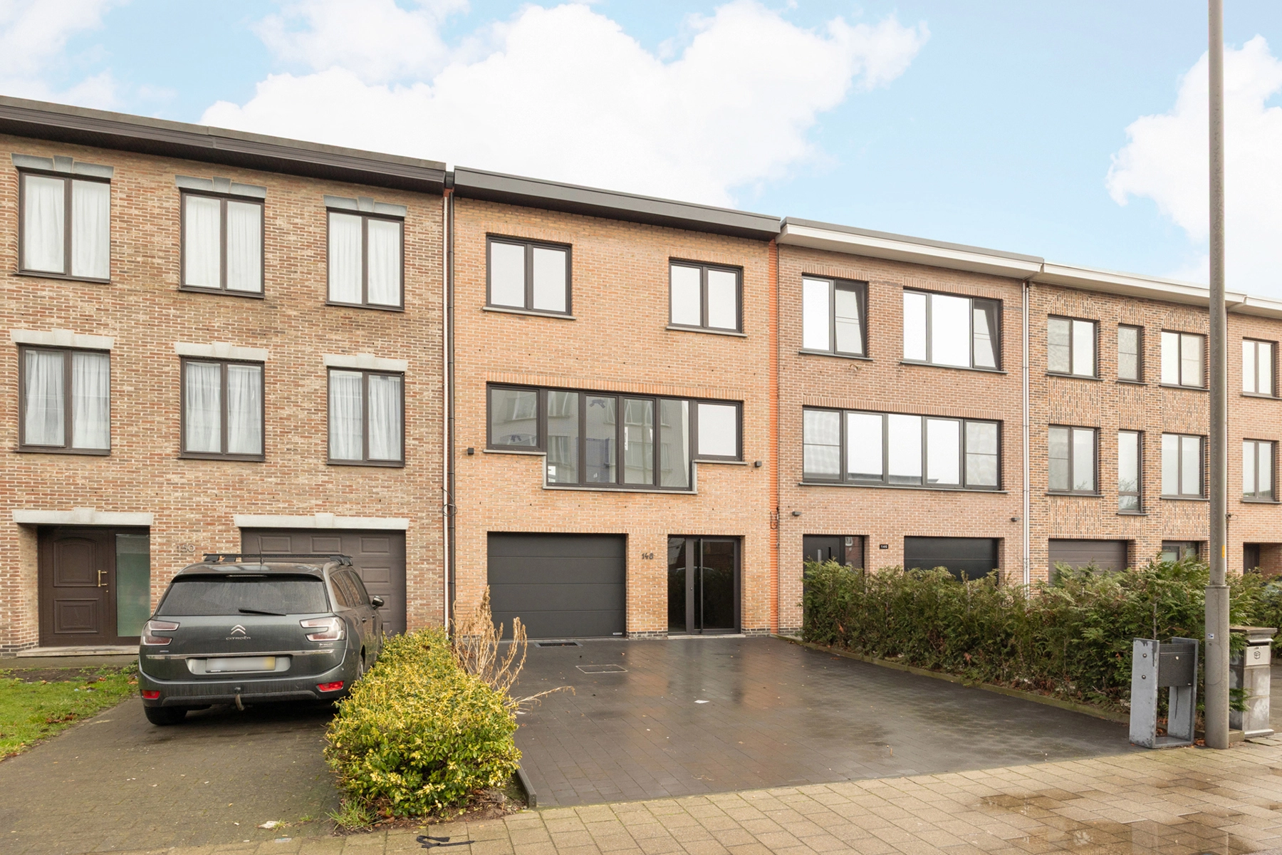 8cb3183334944758abeac69de805d6d2 photo