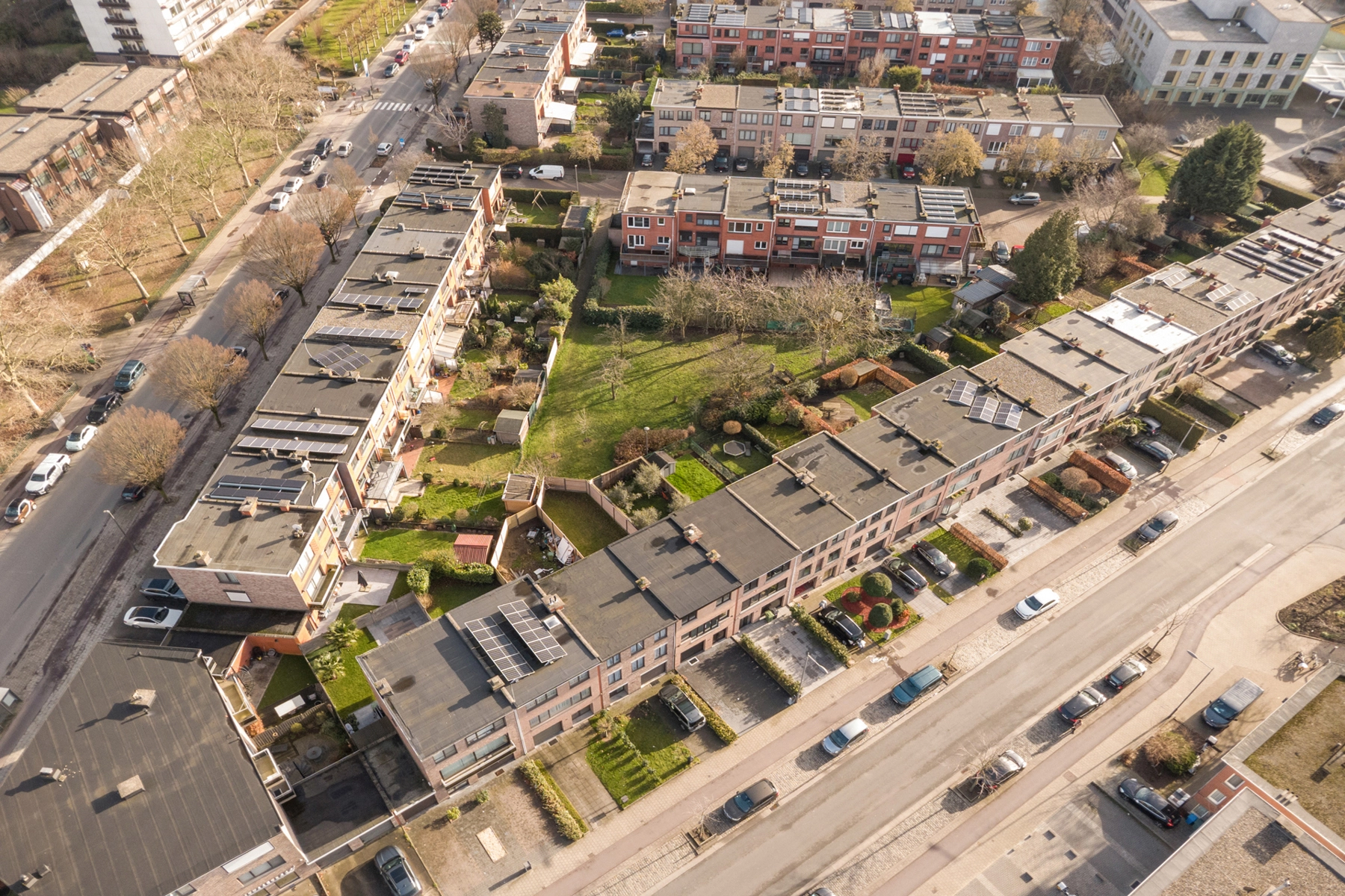 c82e32039f94433db5991ec0601bee50 photo