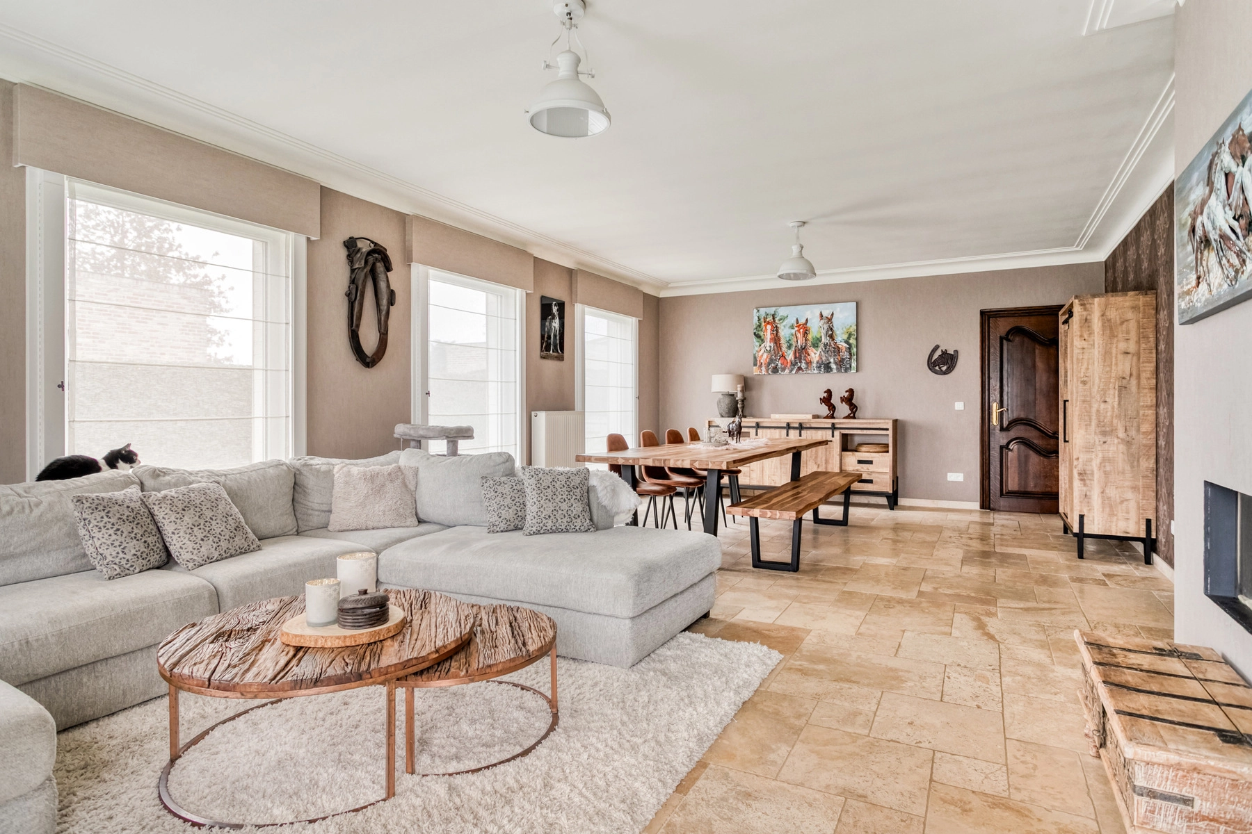 cdd7edfe991d4951af334a1d76094ff0 photo