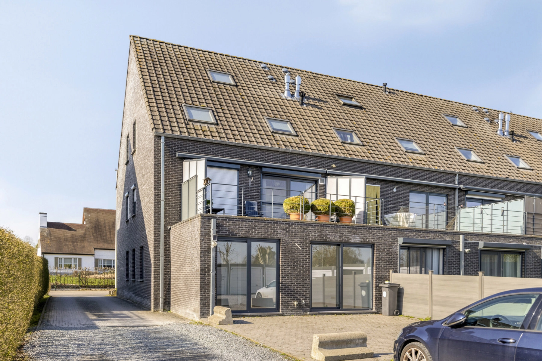 ce132e2161ec46a99a41795c81ce3139 photo