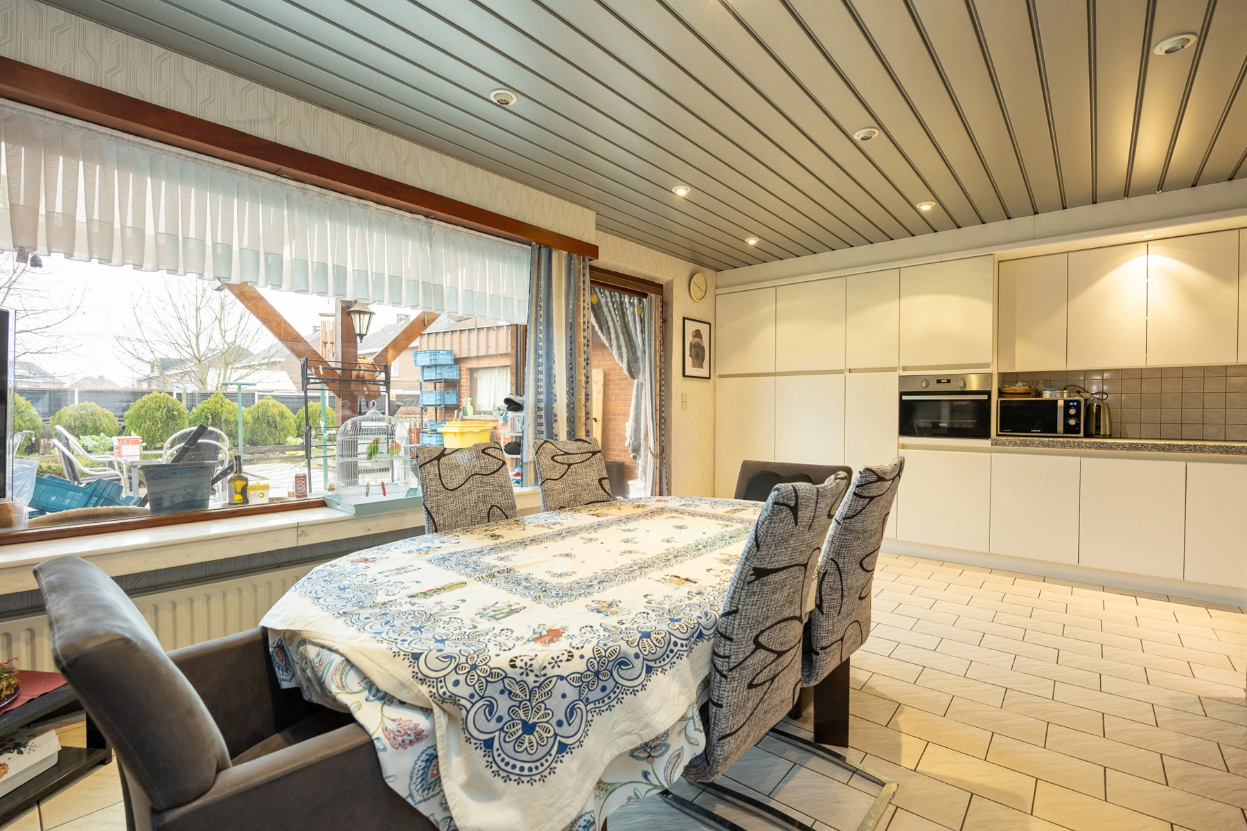 0739f0d739da47d9963e12cbe28eb13a photo