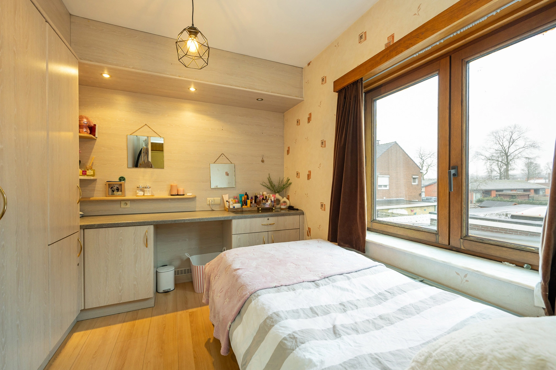 a0d57cfd37a344ebb255c4b904b2caa1 photo