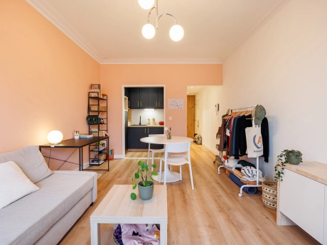 4d24153d3b634c8a8c9c517d3528288f thumbnail