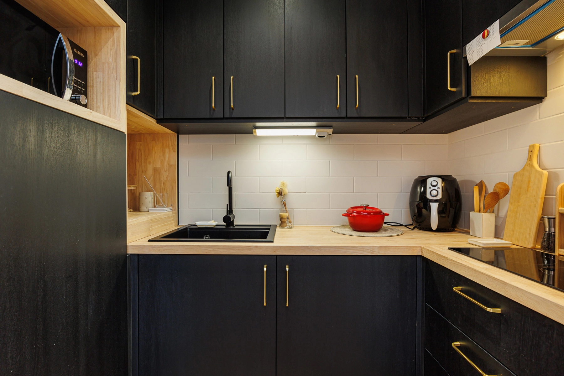 4d7f9e8ebc2c416baa74a8355dc0a03b photo