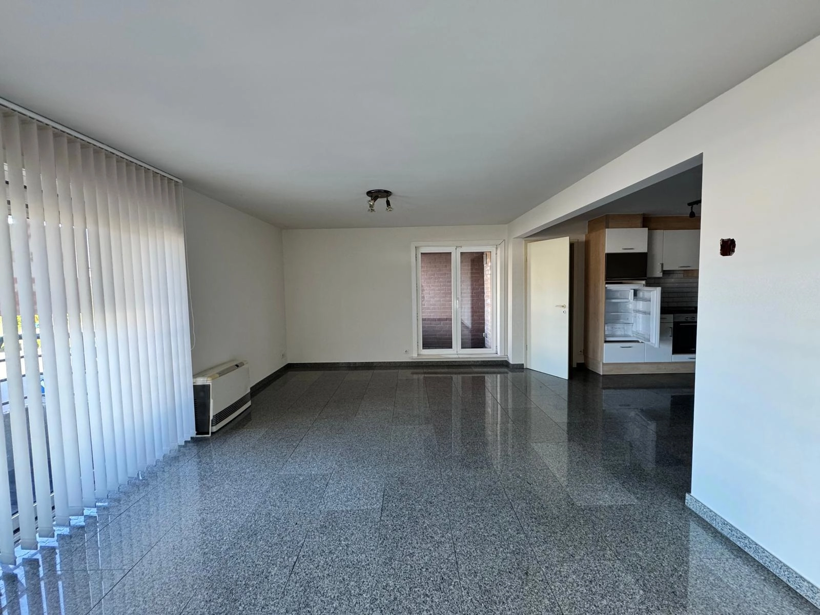 d006c444f3294dd1a45fa3428c74a23d photo