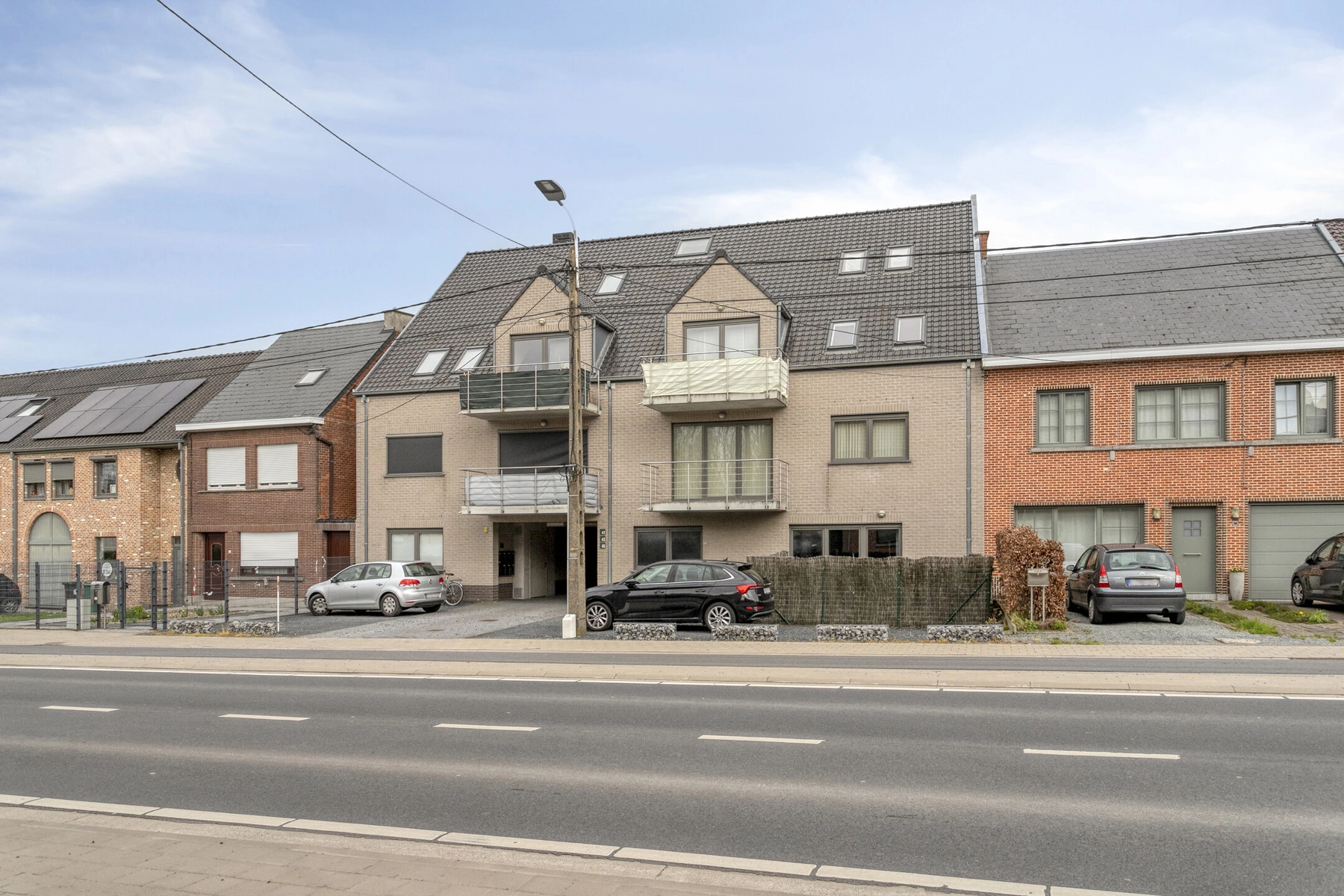 ad93f10f20f748c4b48a1fcc44640a56 photo