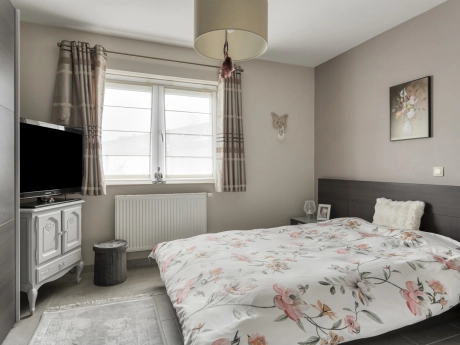 e7c116df4f744e31a647defa8607fea8 thumbnail