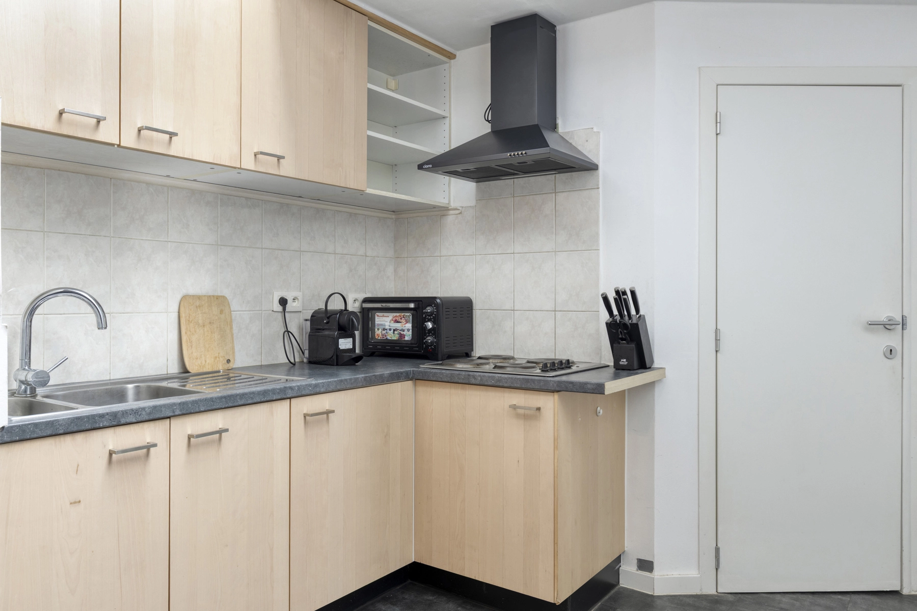 3d151b8fd4b044cb99d18b811a0ed513 photo