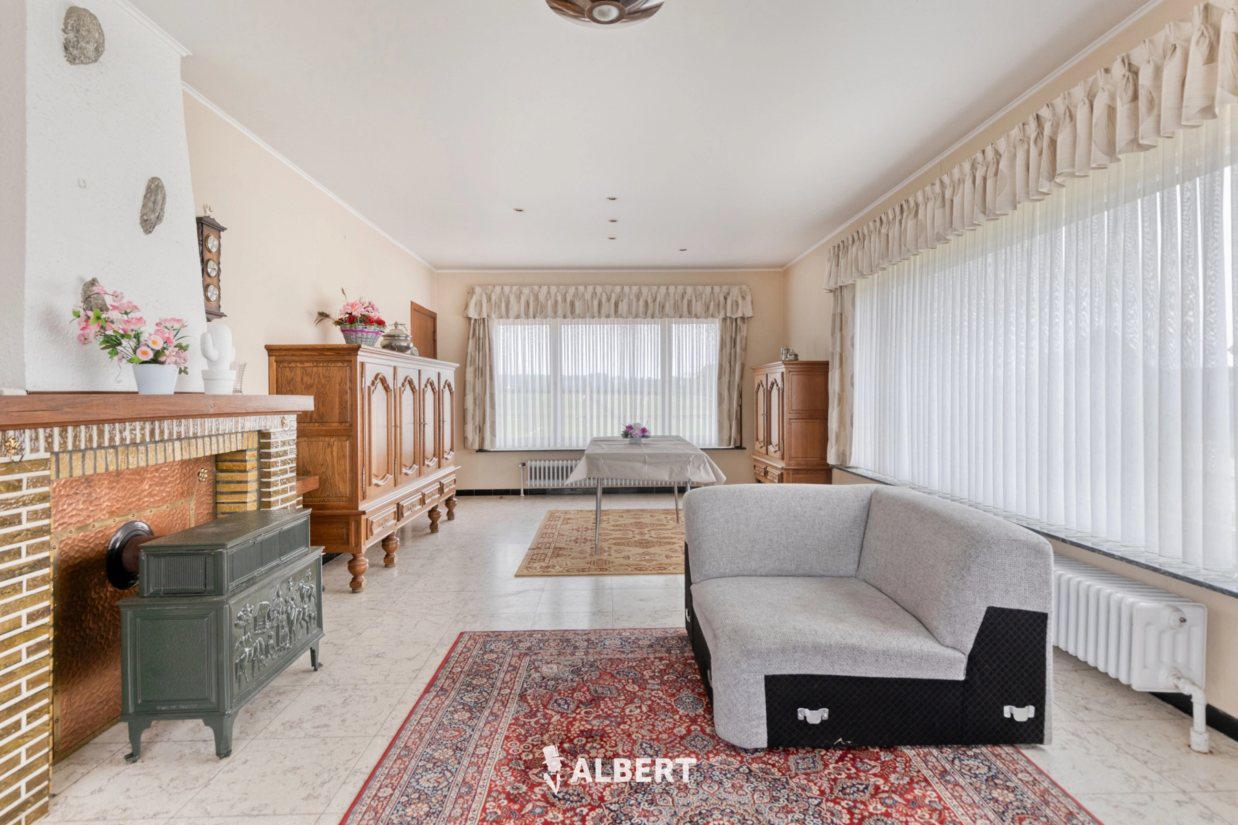 a81d0241cdb94179b18d74c0359ee41d photo