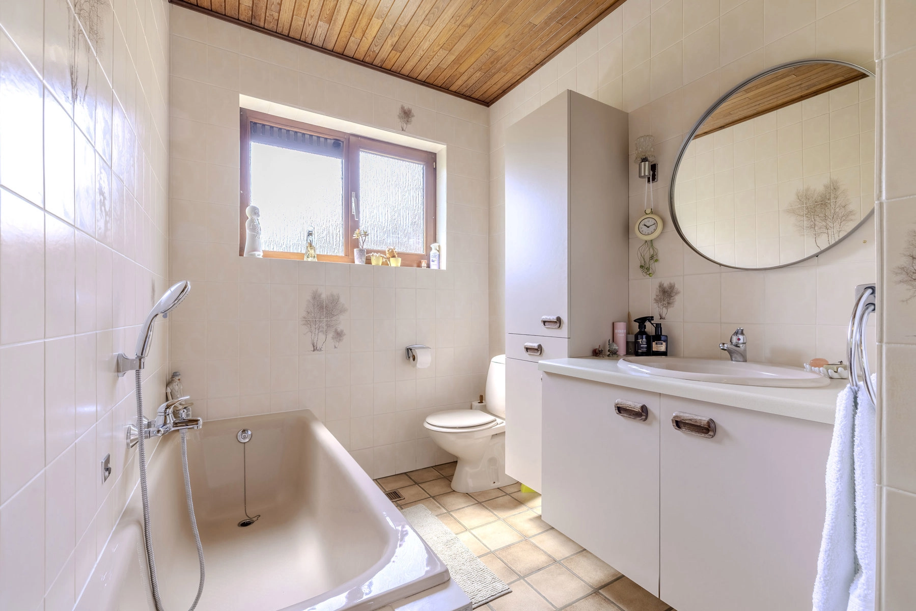 bdd24b24951e417087aecce1d49c46db photo