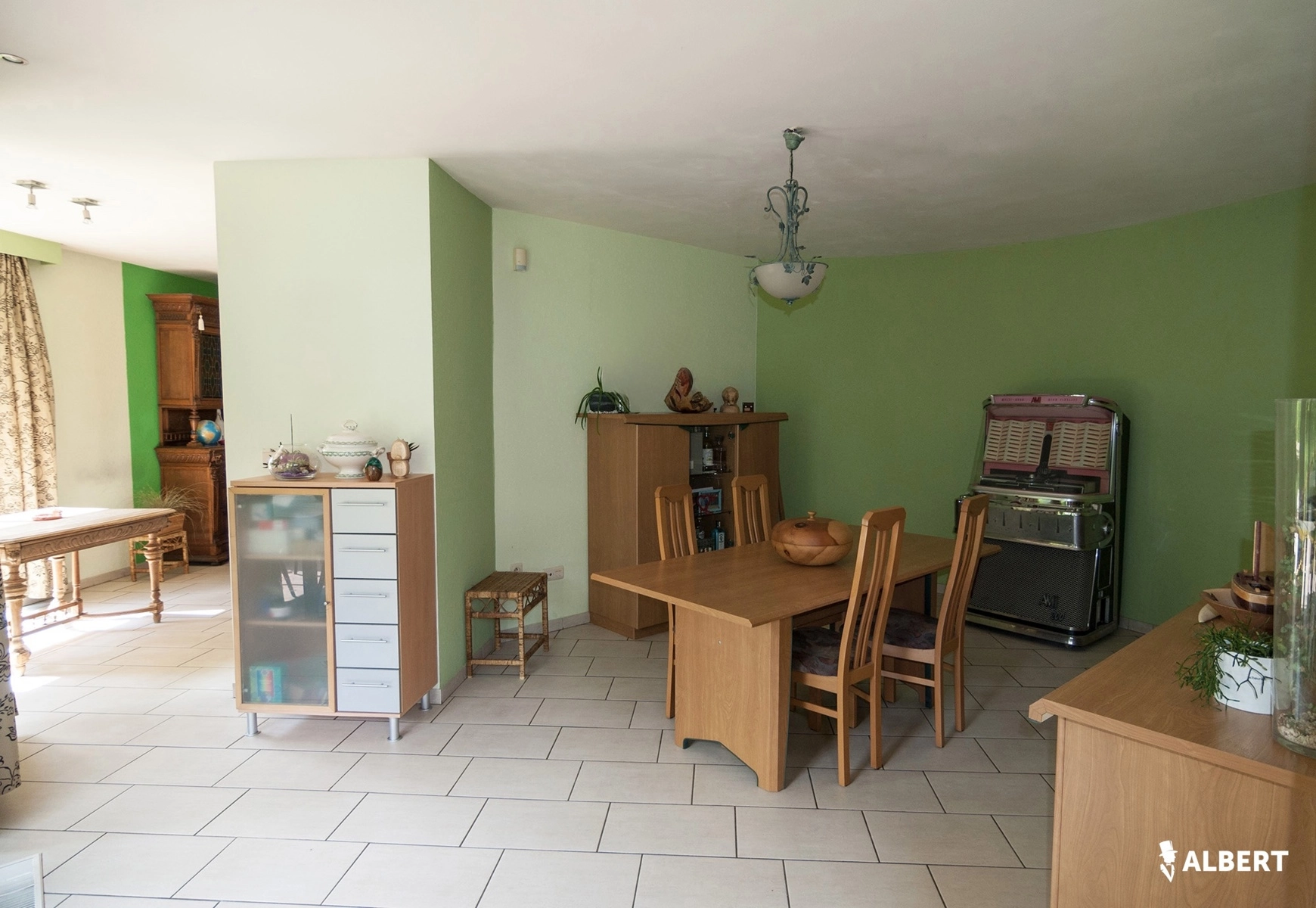34258e7d936543459ad29bf00bec1015 photo