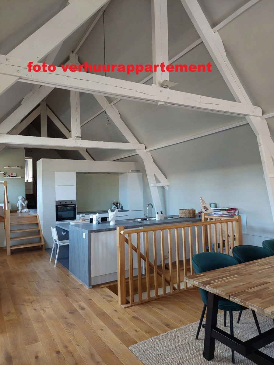f734df6e4a1e43f391e0f3fca67bafe2 photo