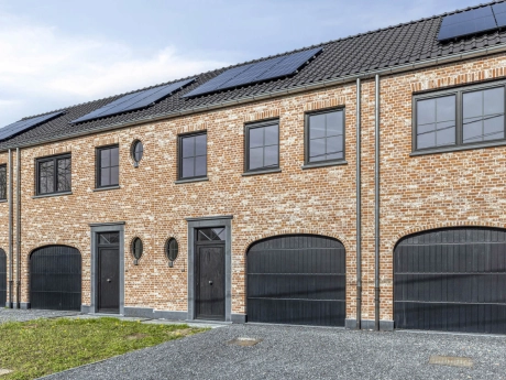 property 7700374 cover photo
