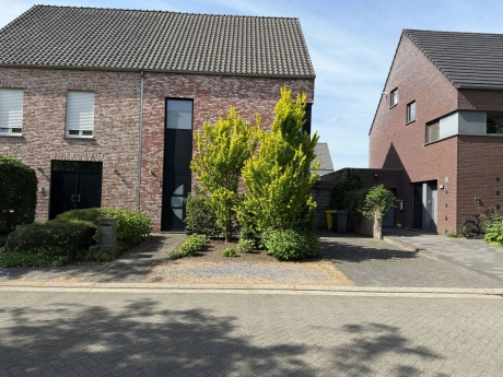 property 7700753 cover photo