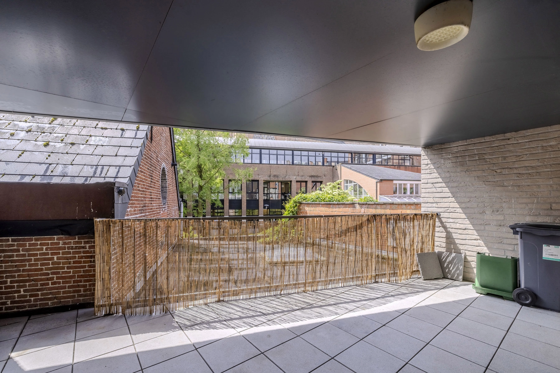 8b471751195d42ecbd0b8decd984ac04 photo