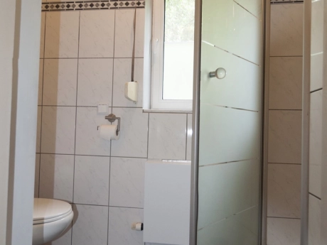 4107db3f8b724317bcee89943dc749ba thumbnail