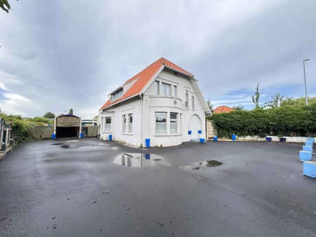 property 7746585 cover photo