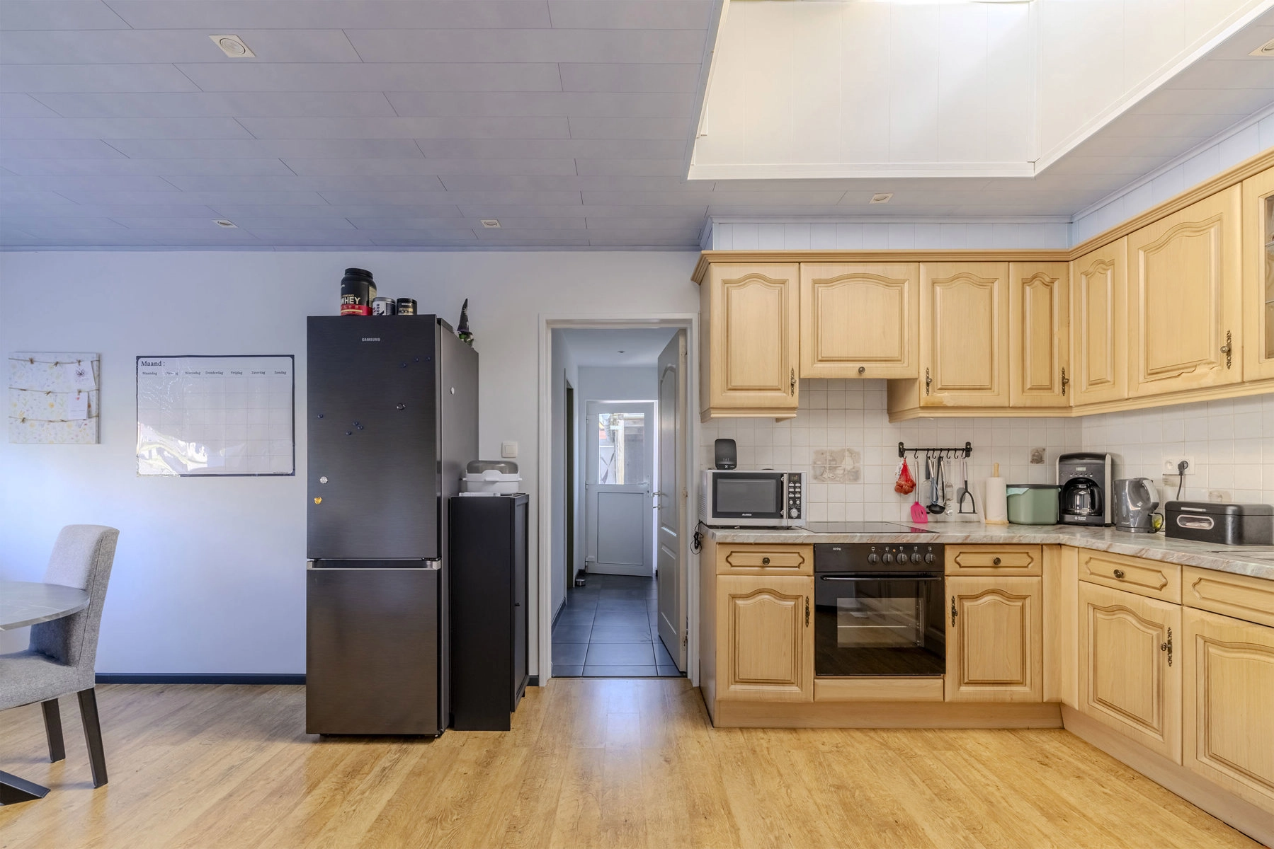 b0855ec1fa204650ad6f569334b88377 photo