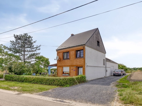 property 7751621 cover photo