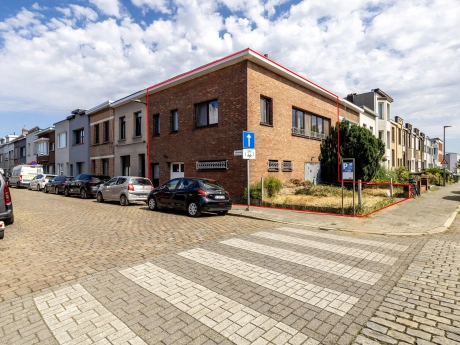 property 7776456 cover photo