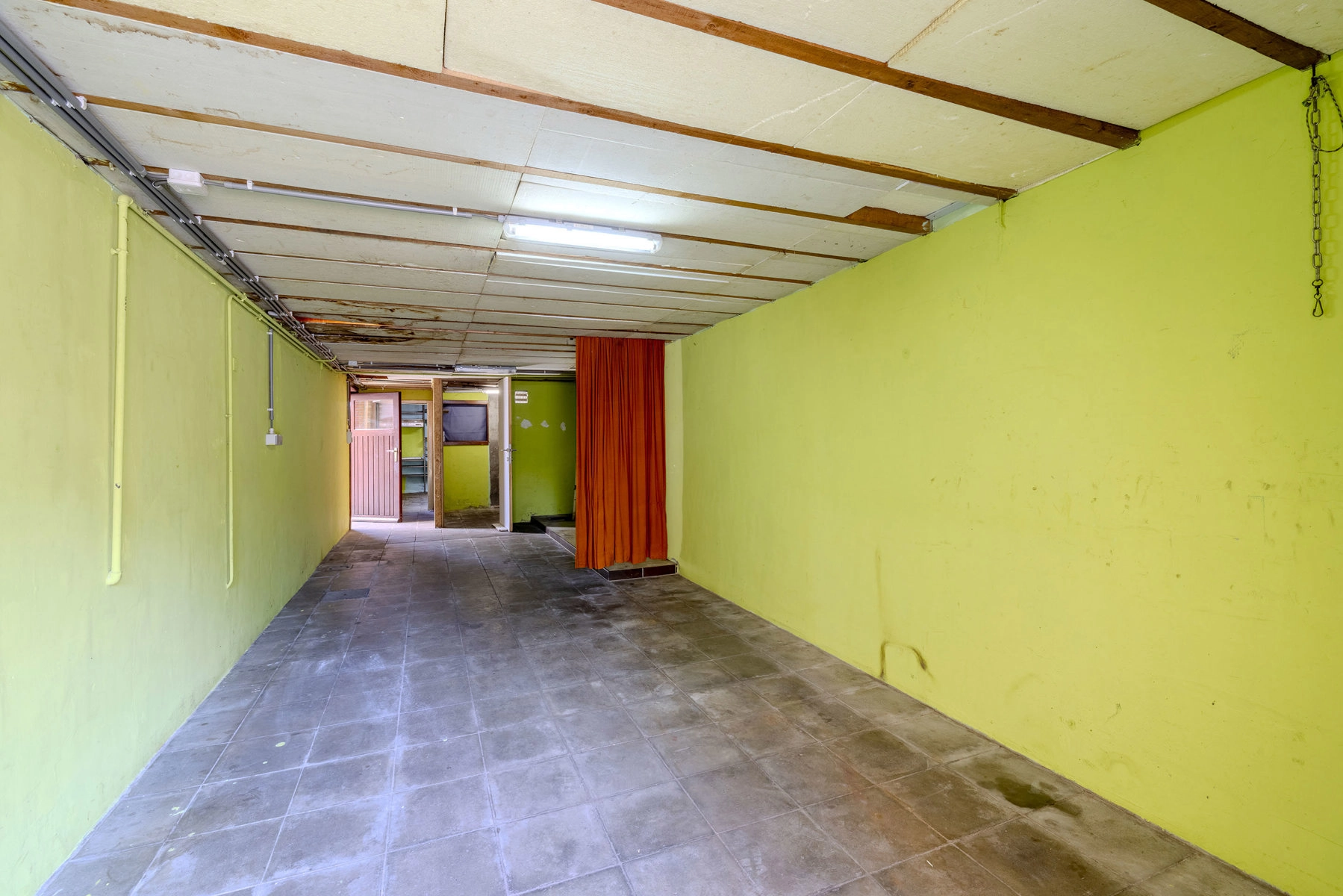 1438b3bea69241a1bed500408a99d604 photo
