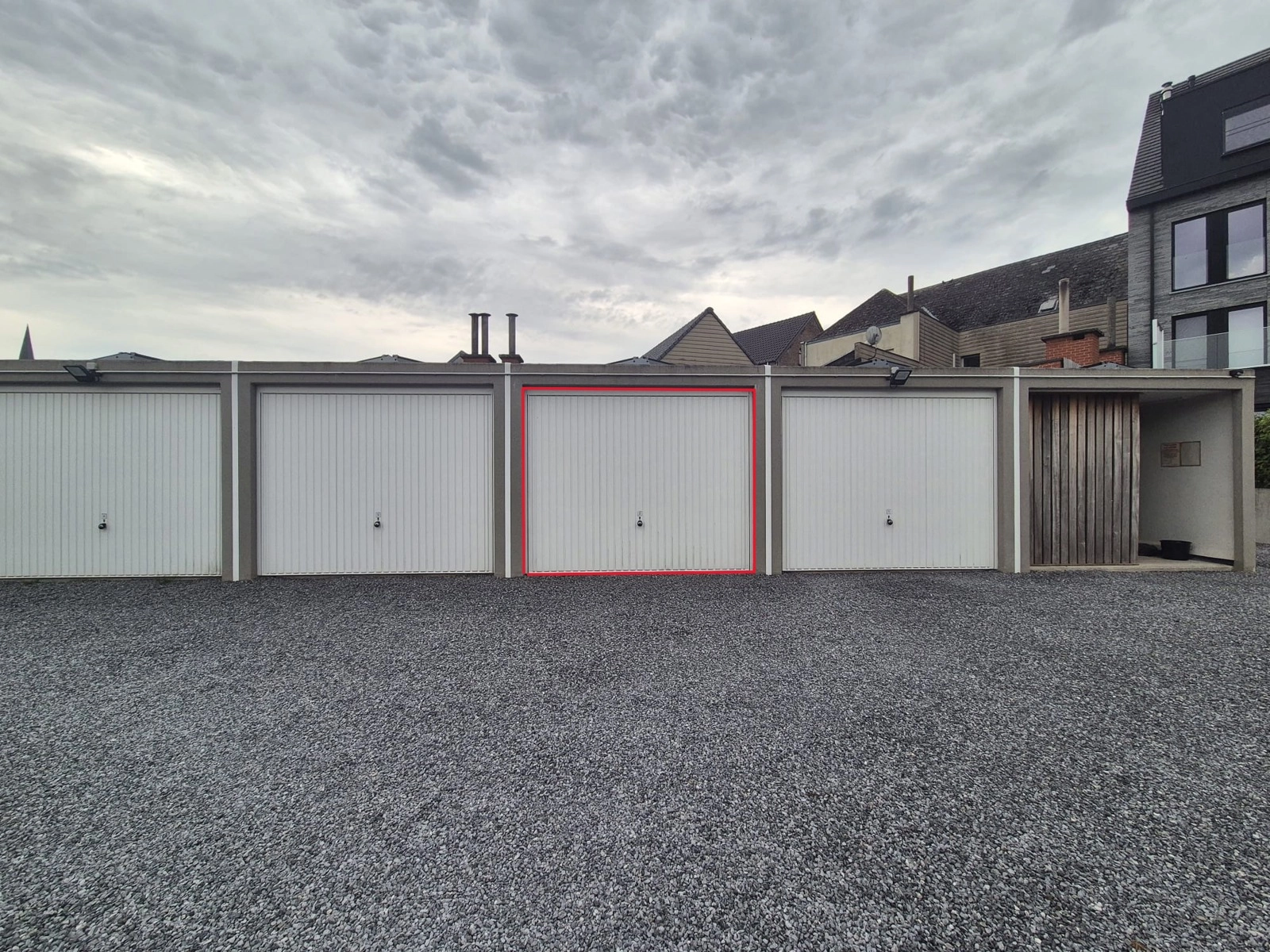 15206ec120244f3f90e386298d202ea4 photo
