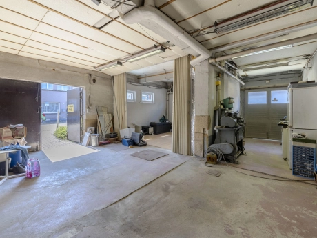 167abc0d057f49d181b6491f077796a3 thumbnail