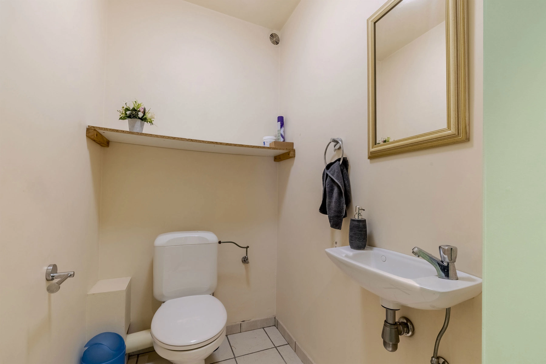 32d5ca9dc9154da89536e770627721df photo