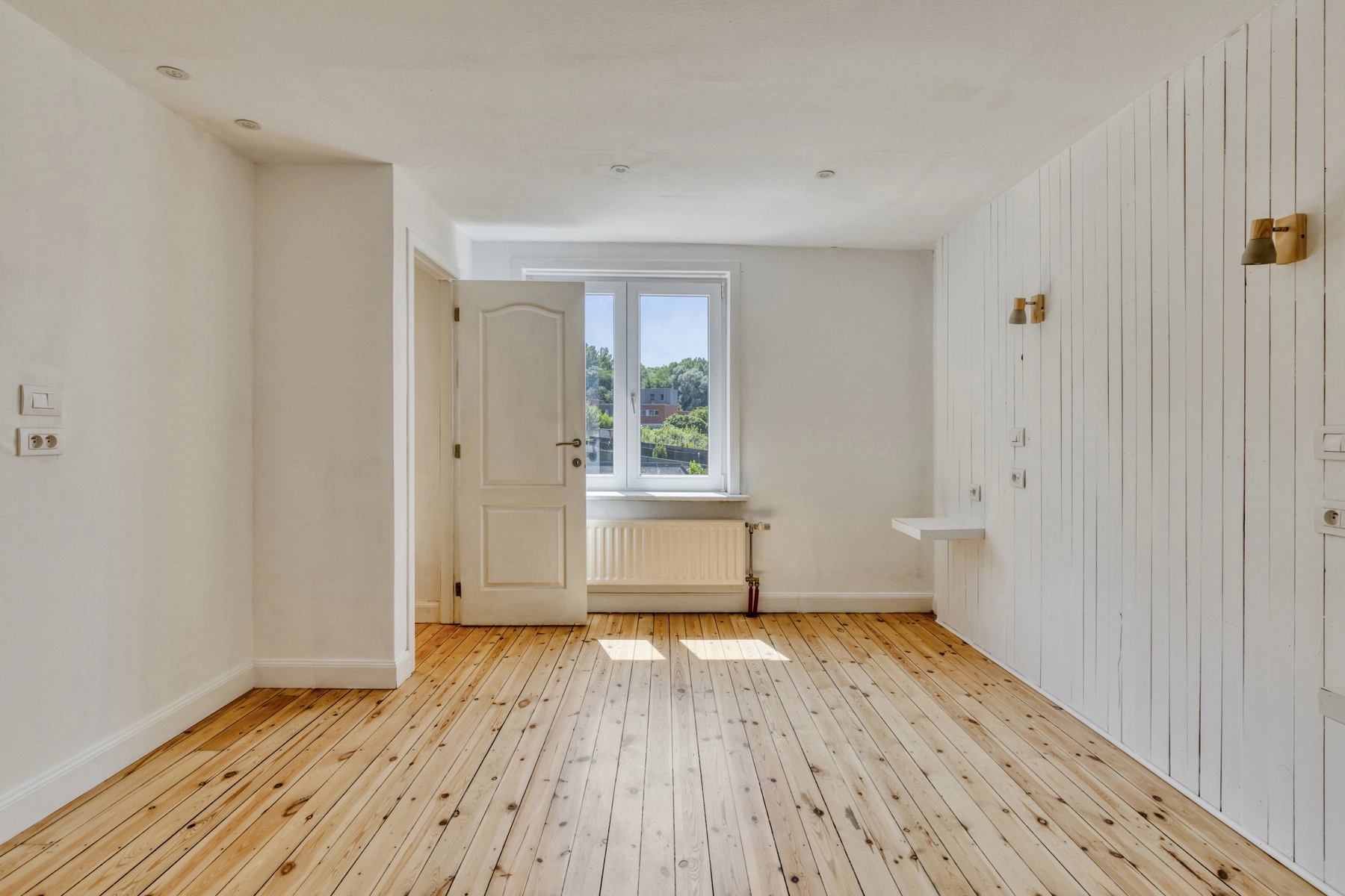 78a865a3b5244cb7bc4d511c8f0077a6 photo