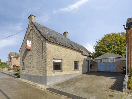 property 7914800 cover photo